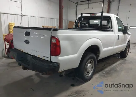 2016 Ford F350 Super Duty из США, поврежденный, VIN 1FTBF3A61GEC07084